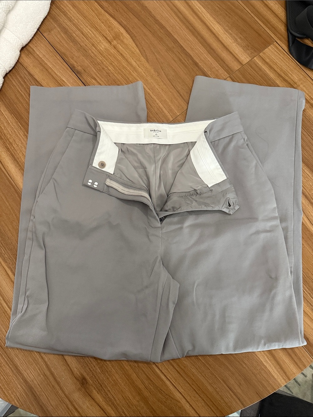 Aritzia Babaton Pants